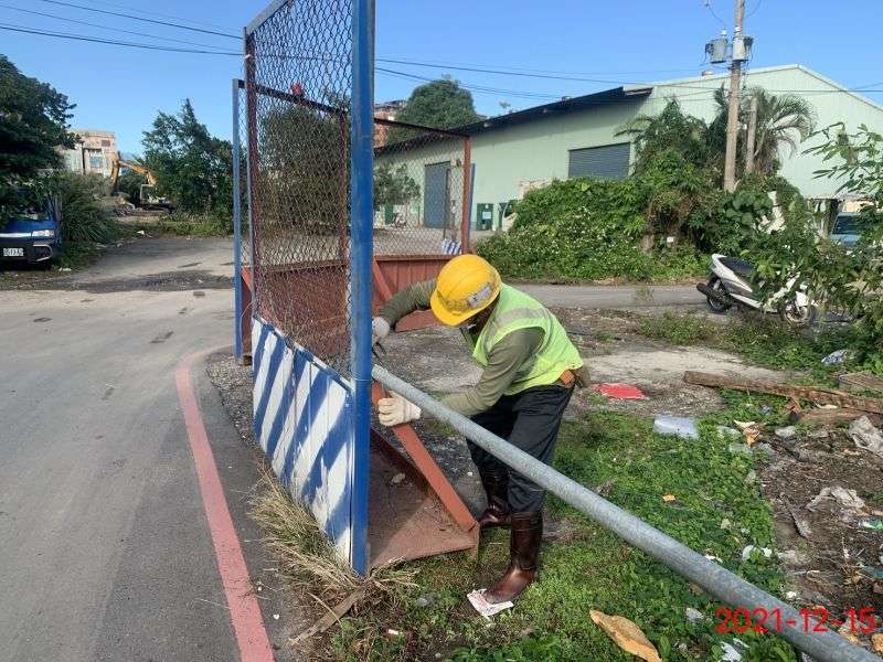 1215-工地拆除、放樣、圍籬施作及點交作業
