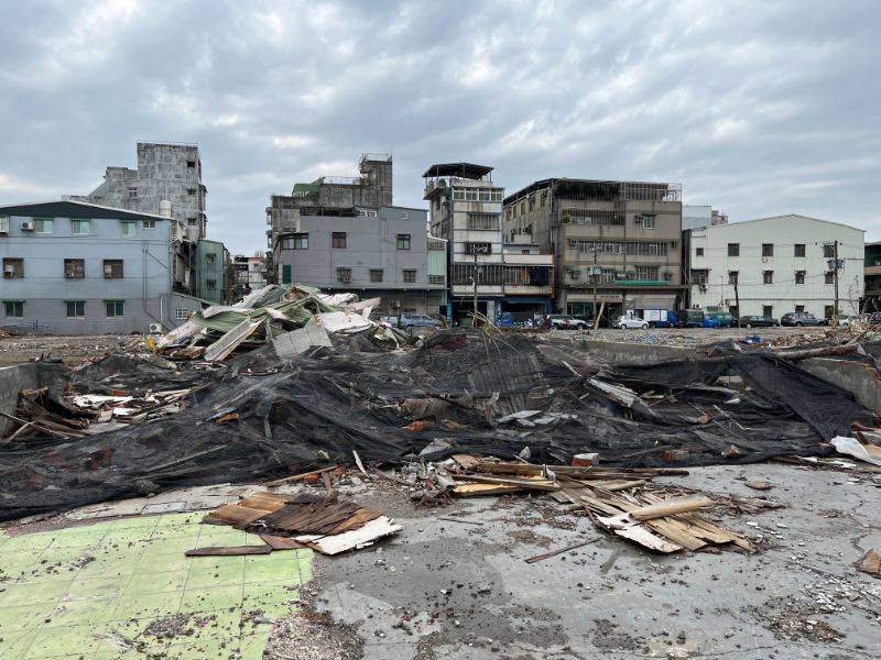0215-工地拆除、工地拆除前檢查、組合屋、工程宣導看板及圍籬施作 0215-工地拆除、工地拆除前檢查、組合屋、工程宣導看板及圍籬施作