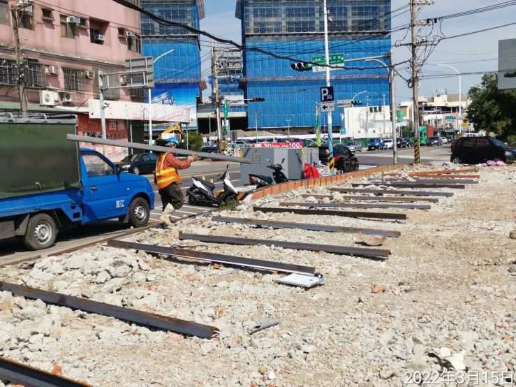 0315-建物拆除、圍籬施作、工程宣導看板、B8類廢棄物出運管制、B8類廢棄物會磅、紅火蟻偵查及管理維護(號誌維修)