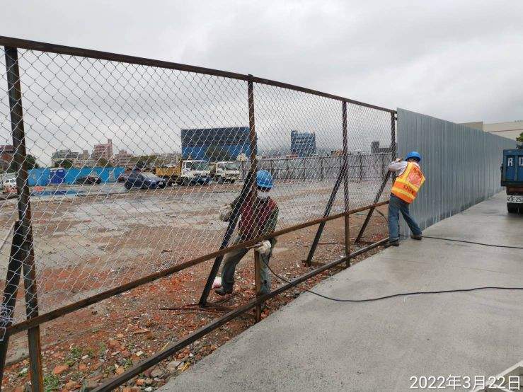 0322-拆後整地、圍籬施作(半阻隔)、B8類廢棄物出運管制及B8類廢棄物會磅