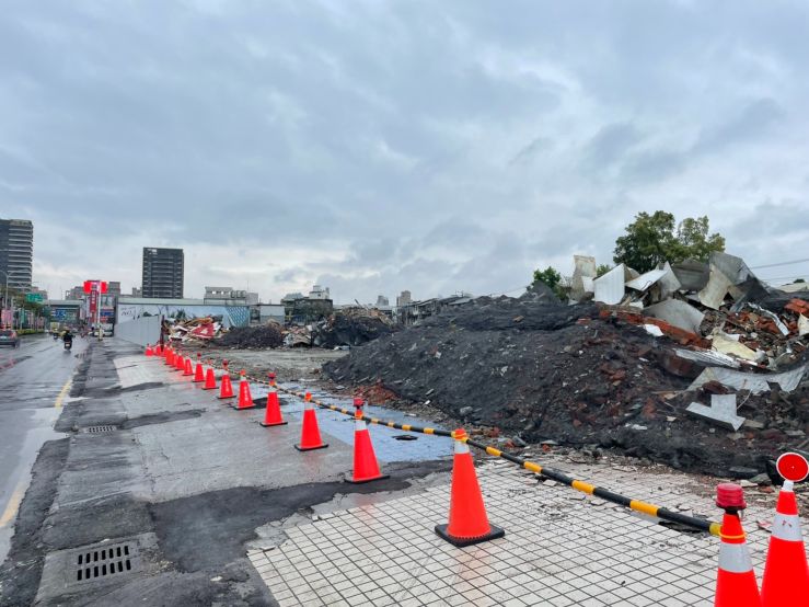 0327-圍籬施作(立柱引孔)及管理維護(工區巡察)