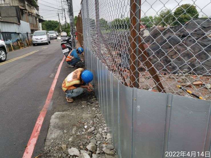 0414-建物拆除、圍籬施作、臨時排水工程及管理維護(水溝清理/管制措施)