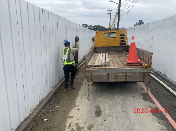 0417-地坪破碎、圍籬施作及污水工程(開挖出土/鋼環垂直度/前導管推進)