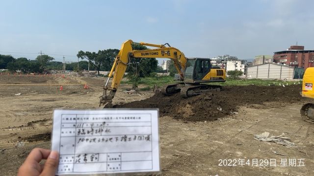 0429-圍籬施作、臨時排水工程、B8類廢棄物會磅及管理維護(人行鋪面修築/路樹修剪/道路清洗)