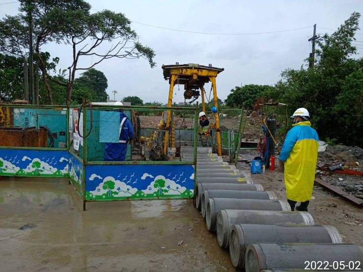 0502-圍籬施作、臨時排水工程、污水工程(水泥管推進)及管理維護/水溝(防汛清理)
