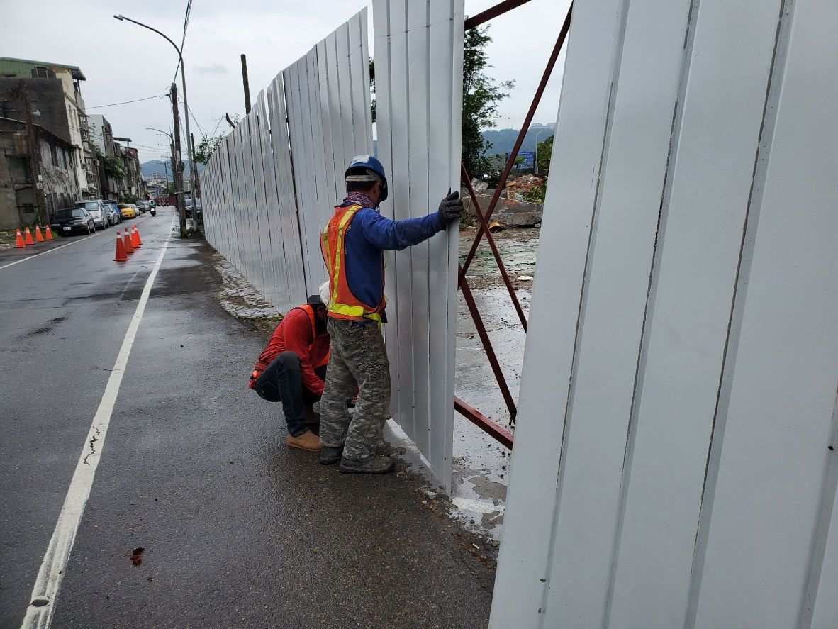 0508-圍籬施作、臨時排水工程及整地土方工程