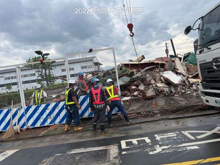 0513-建物拆除、圍籬施作、臨時排水工程、整地土方工程、污水工程及管理維護(臨時圍籬/動線管制/路面清洗)