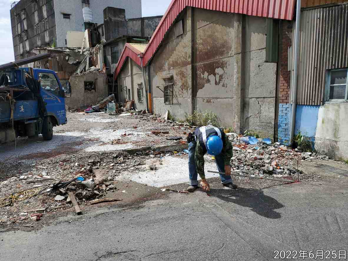 0625-B8類廢棄物會磅、圍籬施作、整地土方工程、污水工程及管理維護(垃圾及水泥塊清除/路面清洗/路面修補/垃圾清理/坑洞修補) 0625-B8類廢棄物會磅、圍籬施作、整地土方工程、污水工程及管理維護(垃圾及水泥塊清除/路面清洗/路面修補/垃圾清理/坑洞修補)