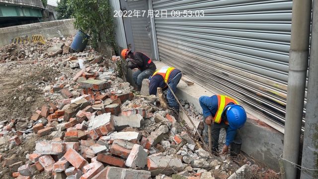 0702-圍籬施作、整地土方工程、污水工程及管理維護(路面灑水/雜草處理/排水溝清理/防塵網覆蓋)