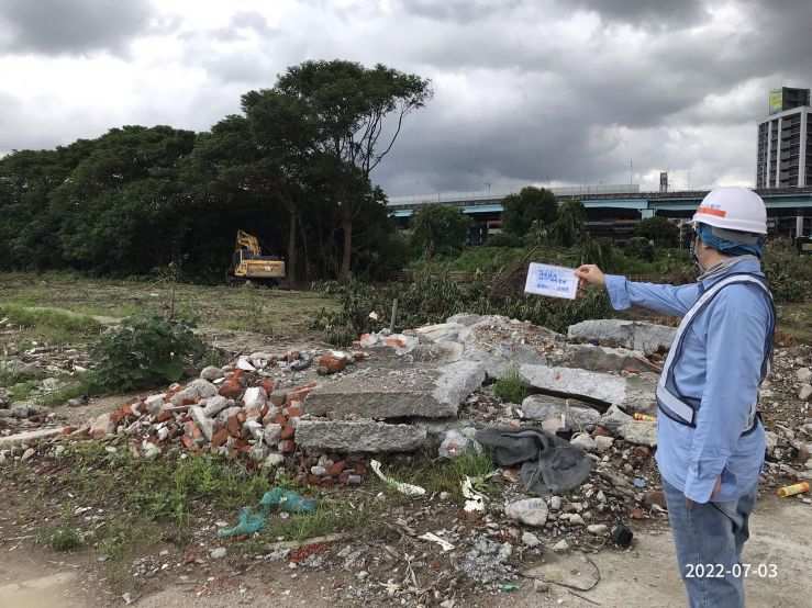 0703-整地土方工程、臨時排水工程及污水工程管理維護(水溝蓋板更換)