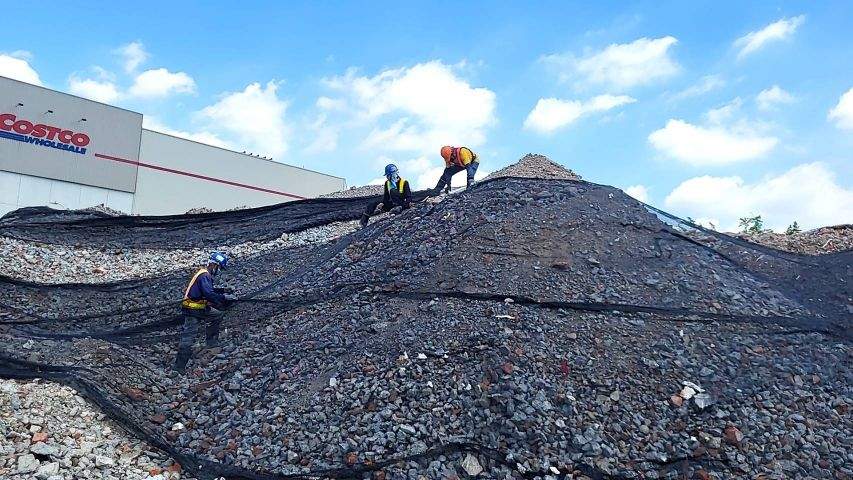 0711-整地土方工程、臨時排水工程、圍籬施作、污水工程及管理維護(防塵網覆蓋/垃圾清理)