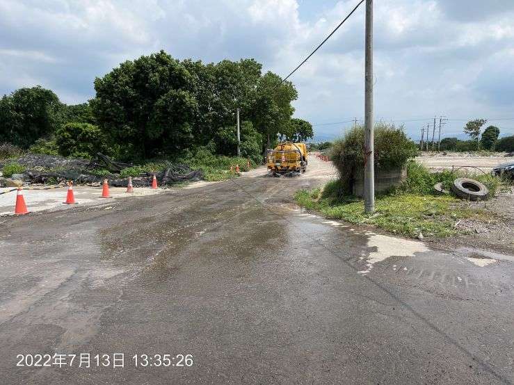 0713-建物拆除、整地土方工程、圍籬施作、臨時排水工程、污水工程及管理維護(路面清洗/路面灑水/臨時照明安裝)