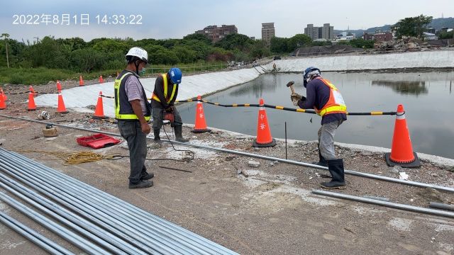 0801-整地土方工程、圍籬施作、臨時排水工程、污水工程及管理維護(欄杆施作/抽排水)