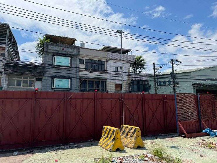 0803-整地土方工程、圍籬施作、臨時排水工程、污水工程及管理維護(臨時照明燈安裝/路面清洗灑水/排水溝清理)