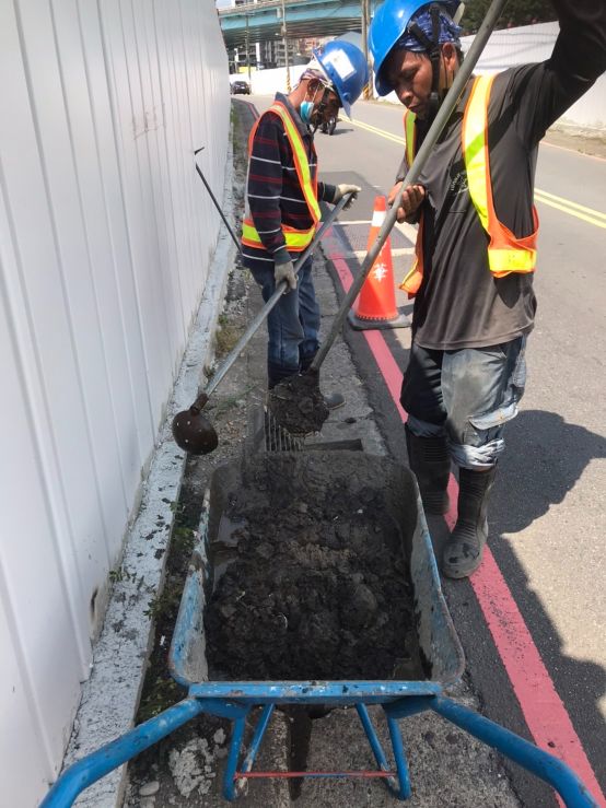 0810-整地土方工程、臨時排水工程、圍籬施作、污水工程及管理維護(路面灑水/排水溝清理/道路清洗)
