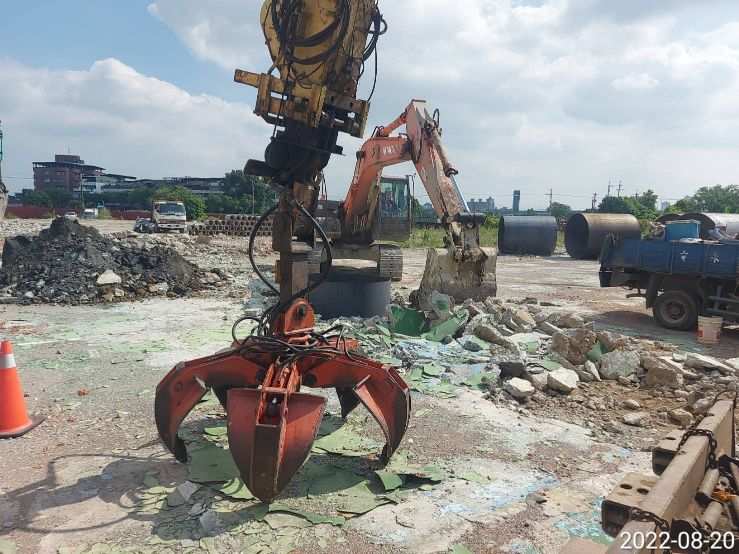 0820-整地土方工程、臨時排水工程、圍籬施作、污水工程及管理維護(垃圾清理) 0820-整地土方工程、臨時排水工程、圍籬施作、污水工程及管理維護(垃圾清理)