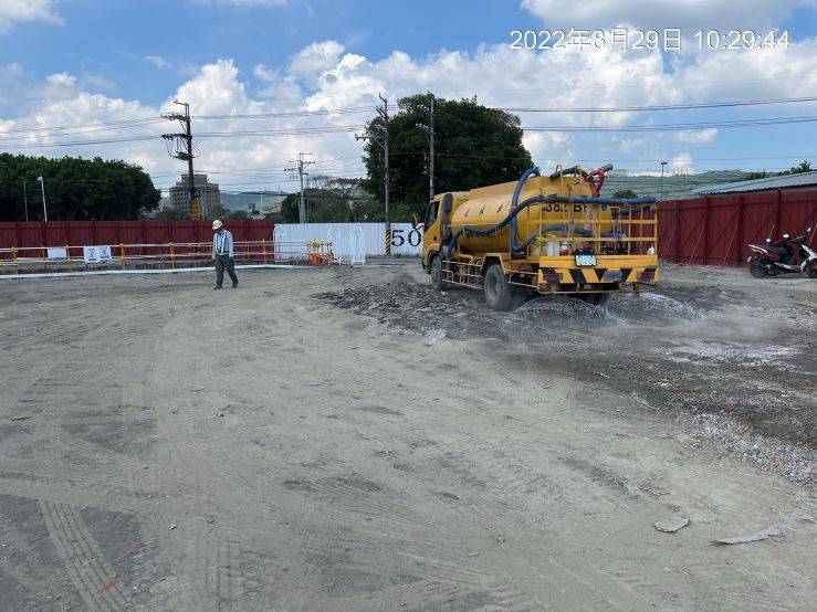 0829-整地土方工程、圍籬施作、污水工程及管理維護(路面灑水)