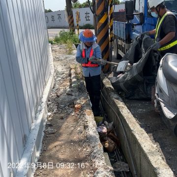 0908-整地土方工程、臨時排水工程、圍籬工程、污水工程及管理維護(滯洪池抽排水/路標製作/路面修補/垃圾清理/雜物處理/雜草處理)