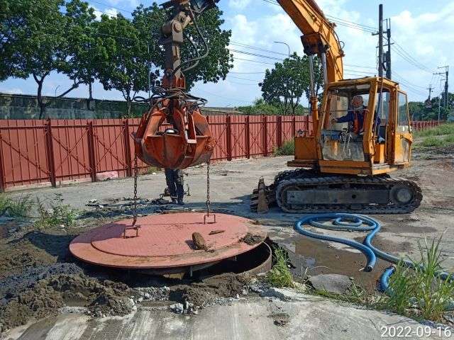 0916-整地土方工程、污水工程、圍籬工程及管理維護(滯洪池抽水/路面沖洗)