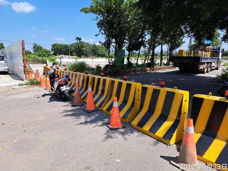 0923-整地土方工程、污水工程、圍籬工程及管理維護(雜草,水泥塊處理)