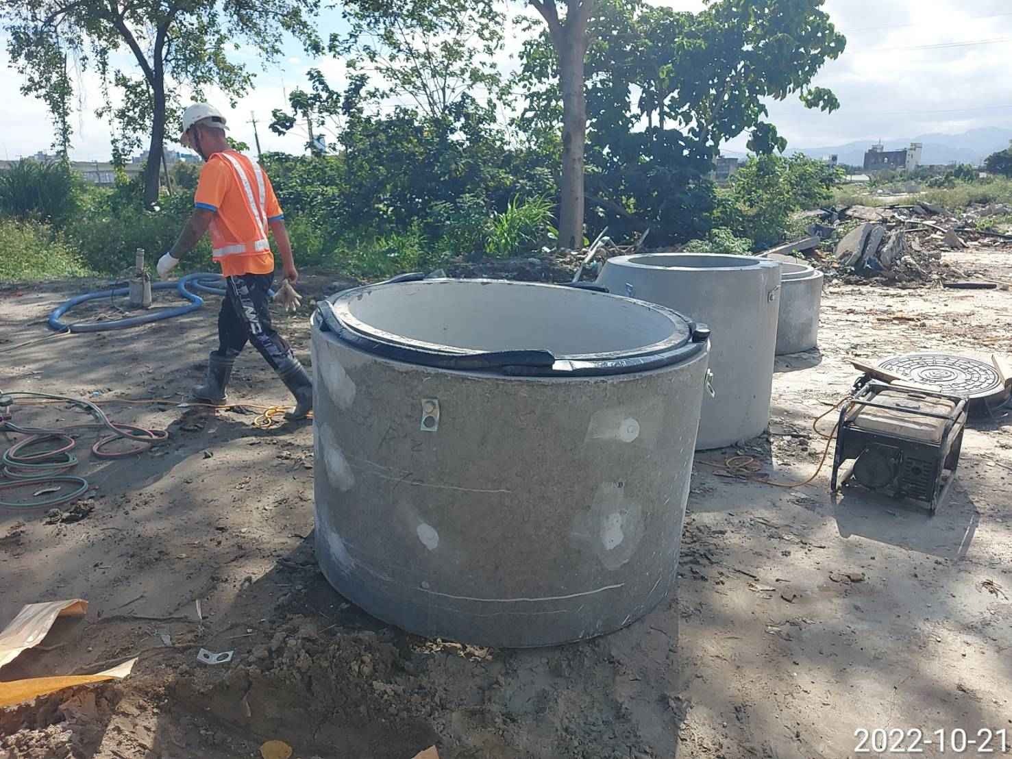 1021-整地土方工程、污水工程及管理維護(路面清理/滯洪池抽排水)