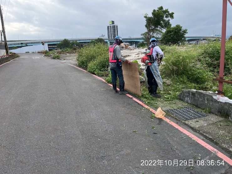 1029-整地土方工程、污水工程及管理維護(雜草處理/滯洪池抽排水)