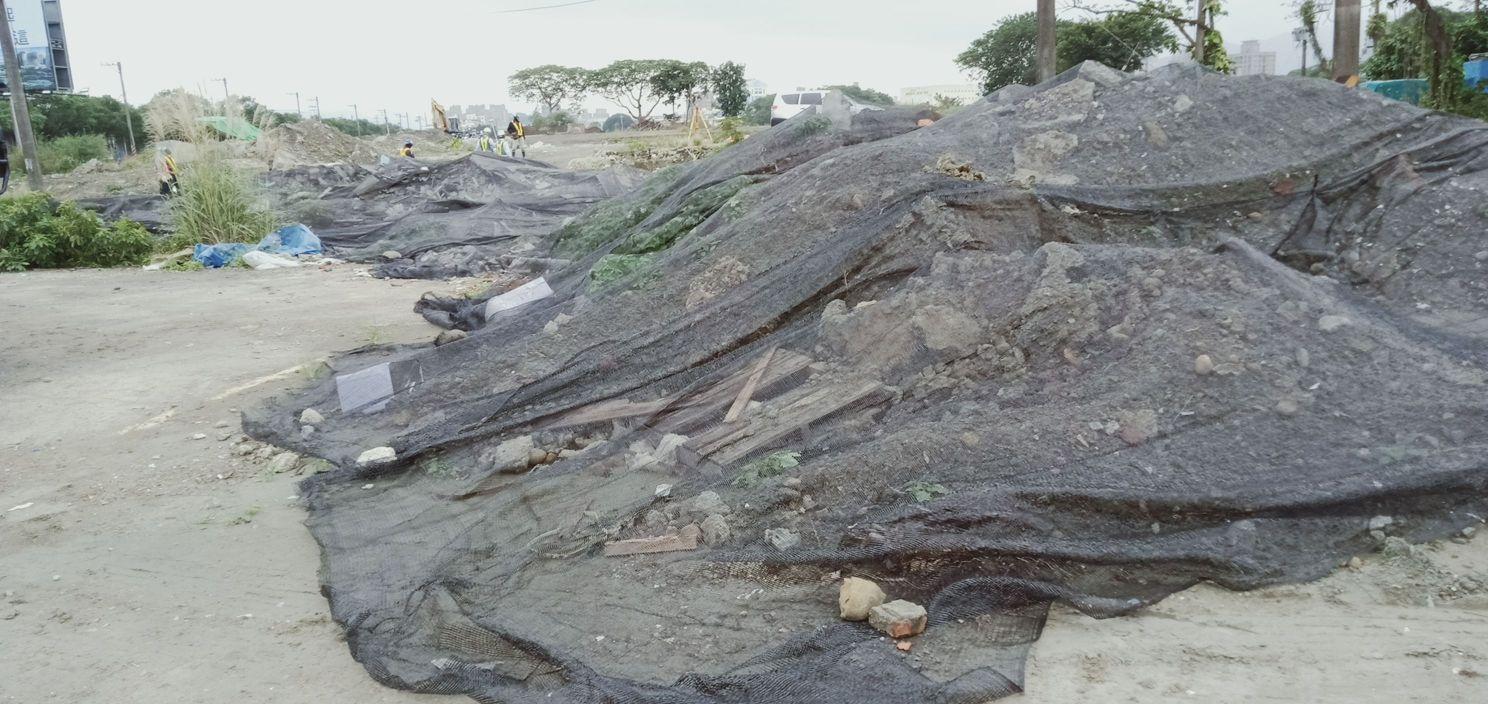 1207-整地土方工程、排水工程、道路工程、污水工程及管理維護(路面清洗/垃圾搬運/防塵網覆蓋)