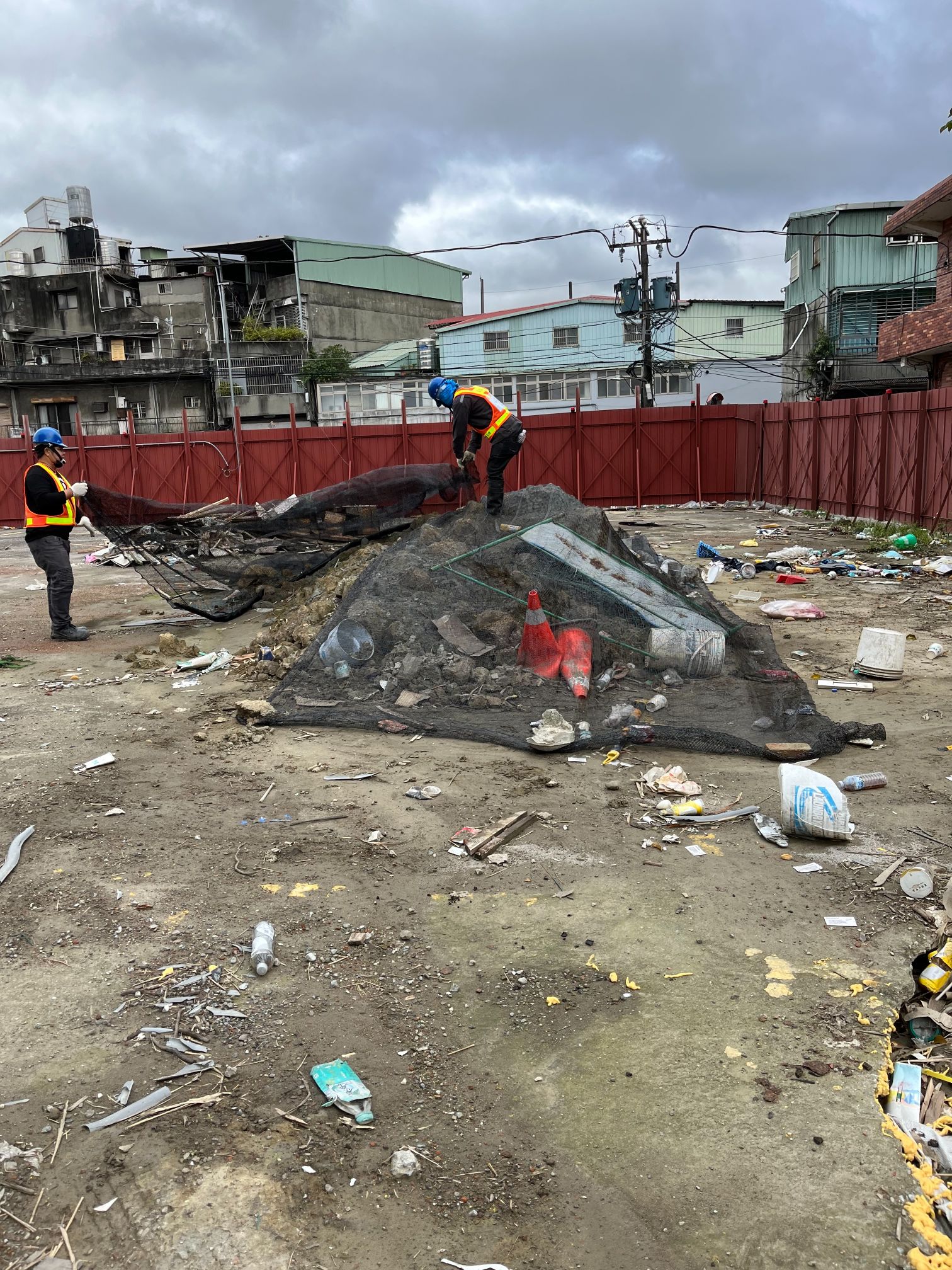 0103-整地土方工程、道路工程、排水工程、污水工程及管理維護(防塵網覆蓋/圍籬透明帆布)