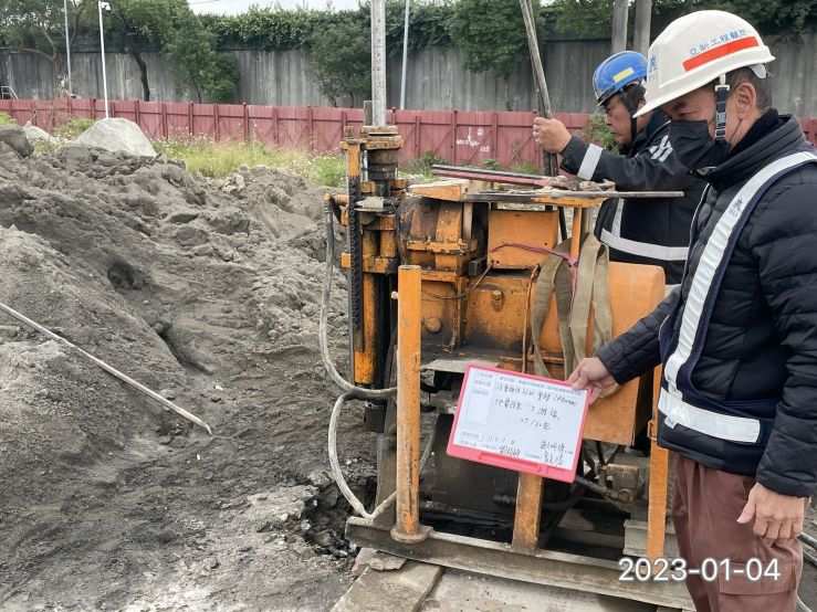 0104-整地土方工程、道路工程、污水工程及管理維護(臨時號誌基礎)