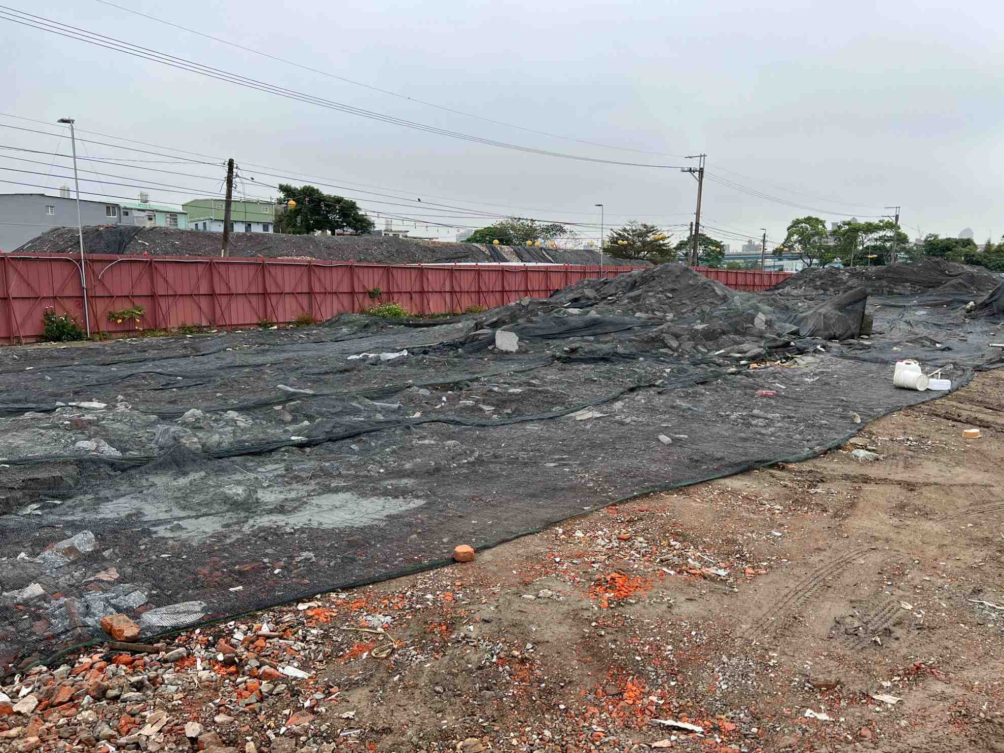 0207-整地土方工程、道路工程、排水工程、污水工程、B8類廢棄物載運及管理維護(路面清洗/防塵網覆蓋)