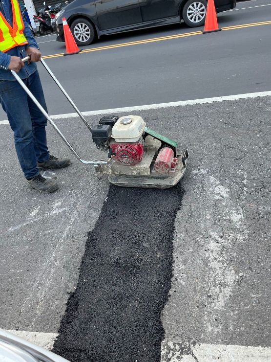 0213-整地土方工程、道路工程、污水工程及管理維護(路面修補)