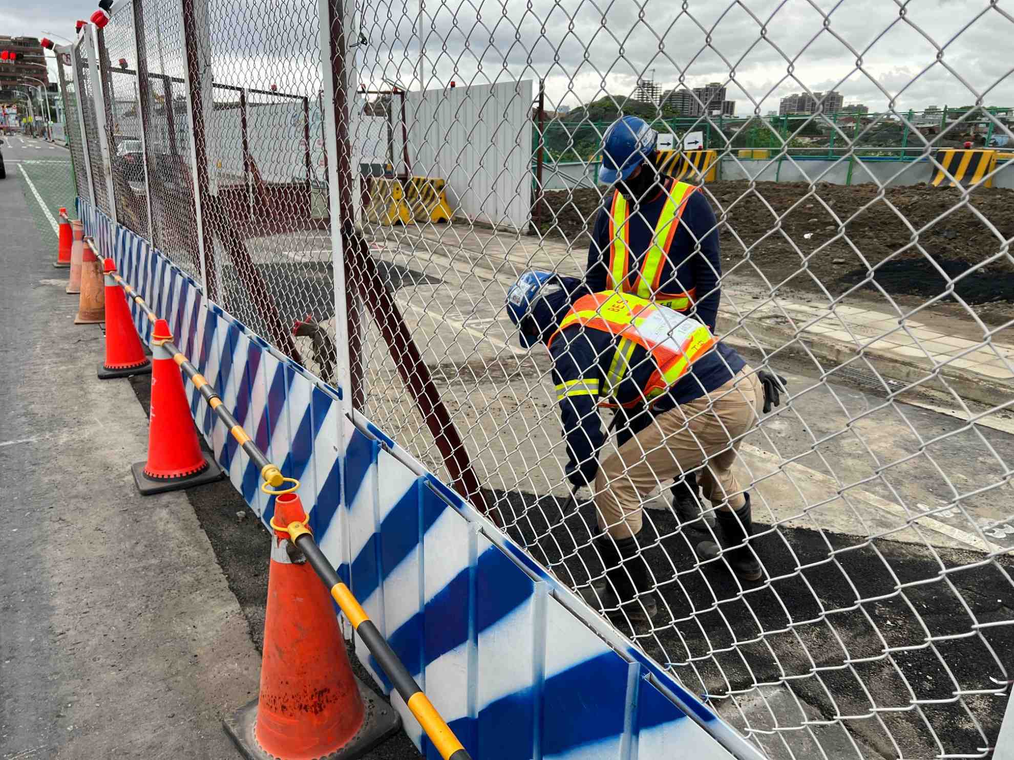 0224-整地土方工程、道路工程、排水工程、污水工程及管理維護(圍籬調整) 0224-整地土方工程、道路工程、排水工程、污水工程及管理維護(圍籬調整)