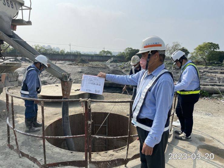 0320-整地土方工程、道路工程、排水工程、污水工程及管理維護(路面清洗/抑塵灑水/垃圾清運)