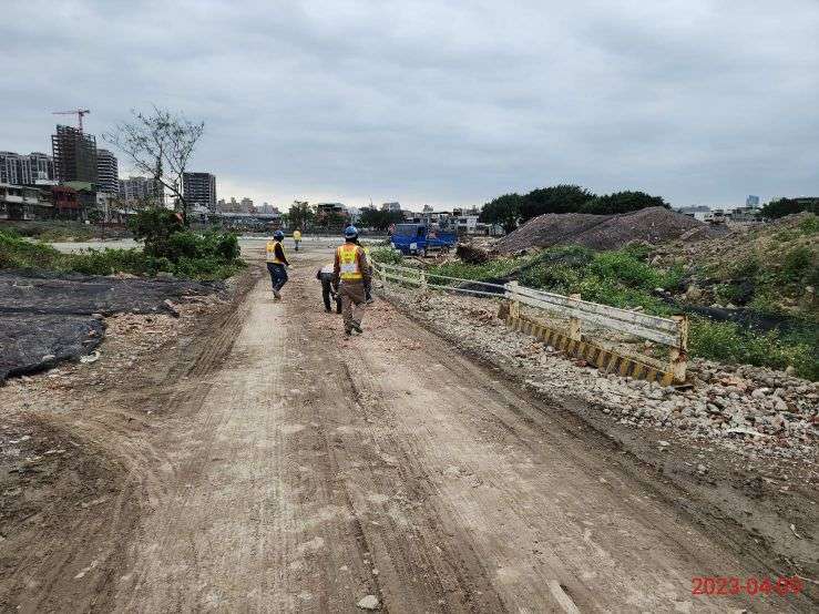 0409-整地土方工程、污水工程及管理維護(防塵網抑塵覆蓋/防護欄杆整復)