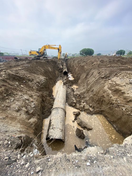 0414-整地土方工程、道路工程、排水工程、污水工程及管理維護(架空廢電纜拆除) 0414-整地土方工程、道路工程、排水工程、污水工程及管理維護(架空廢電纜拆除)
