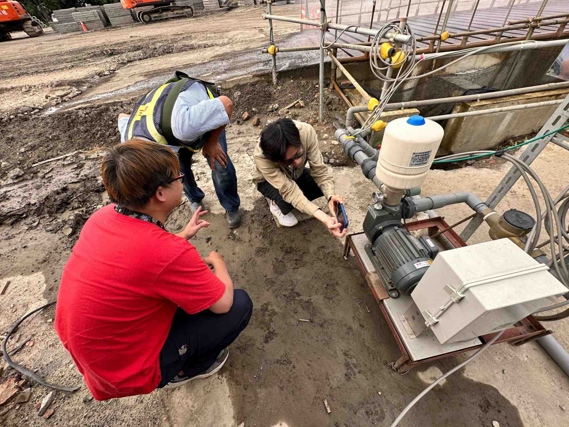 0502-整地土方工程、道路工程、排水工程、污水工程及管理維護(水管斷裂修復/環保局查看洗車台)