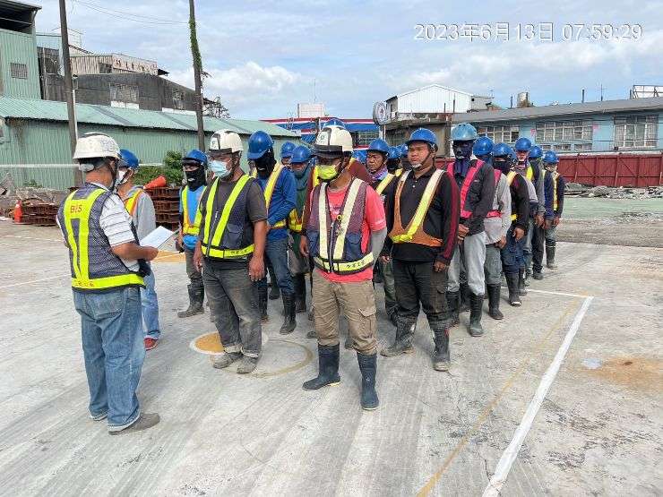 0613-整地土方工程、道路工程、排水工程、汙水工程、共管工程、B8類廢棄物載運及管理維護(勤前教育/自來水管封管完成/人行道清理/灑水設備水表安裝) 0613-整地土方工程、道路工程、排水工程、汙水工程、共管工程、B8類廢棄物載運及管理維護(勤前教育/自來水管封管完成/人行道清理/灑水設備水表安裝)