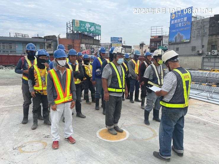 0619-整地土方工程、道路工程、排水工程、汙水工程、共管工程、B8類營建廢棄物及管理維護(勤前教育/路面清洗/溝蓋更換完成) 0619-整地土方工程、道路工程、排水工程、汙水工程、共管工程、B8類營建廢棄物及管理維護(勤前教育/路面清洗/溝蓋更換完成)