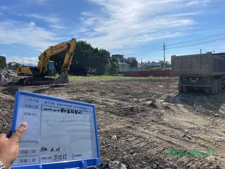 0621-整地土方工程、道路工程、排水工程、汙水工程、共管工程及管理維護、B8類廢棄物(勤前教育/路面清洗) 0621-整地土方工程、道路工程、排水工程、汙水工程、共管工程及管理維護、B8類廢棄物(勤前教育/路面清洗)