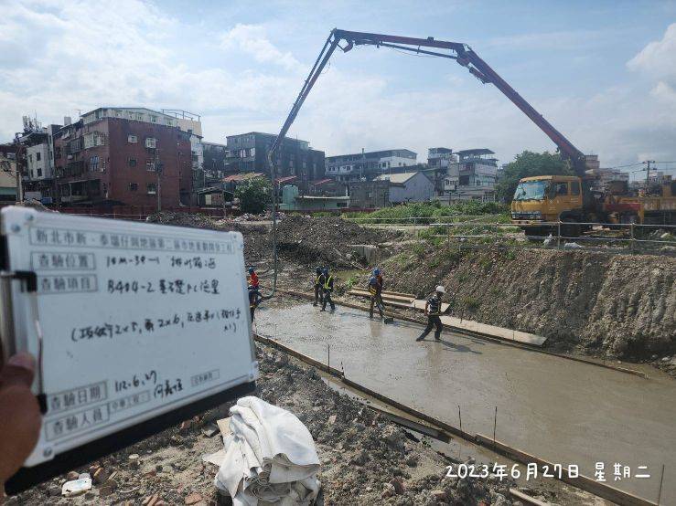 0627-整地土方工程、道路工程、排水工程、汙水工程、B8類廢棄物載運及管理維護(勤前教育) 0627-整地土方工程、道路工程、排水工程、汙水工程、B8類廢棄物載運及管理維護(勤前教育)