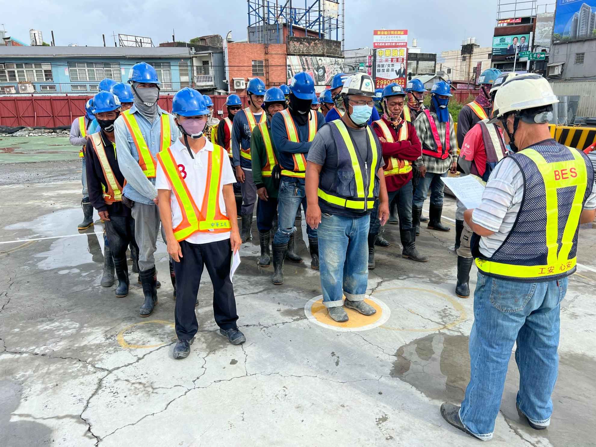 0802-整地土方工程、道路工程、排水工程、汙水工程、共管工程及管理維護(勤前教育)/卡努颱風防颱準備