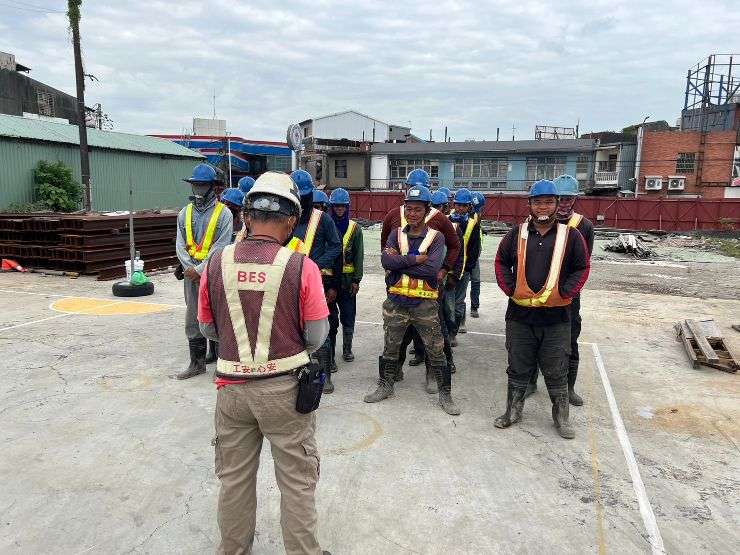 0810-整地土方工程、道路工程、排水工程、汙水工程、共管工程及管理維護(勤前教育)/1 小時雨量達15 毫米以上之降雨現象 0810-整地土方工程、道路工程、排水工程、汙水工程、共管工程及管理維護(勤前教育)/1 小時雨量達15 毫米以上之降雨現象