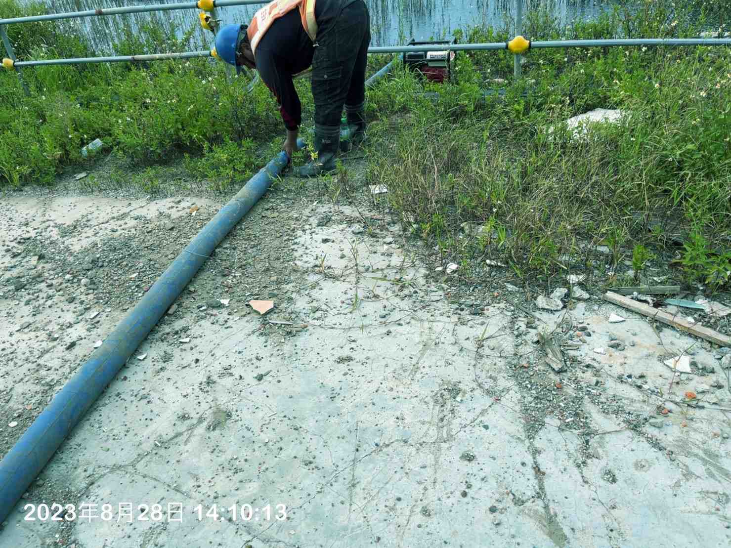 0828-整地土方工程、道路工程、排水工程、汙水工程、共管工程及管理維護(勤前教育/防颱準備-圍籬固定) 0828-整地土方工程、道路工程、排水工程、汙水工程、共管工程及管理維護(勤前教育/防颱準備-圍籬固定)
