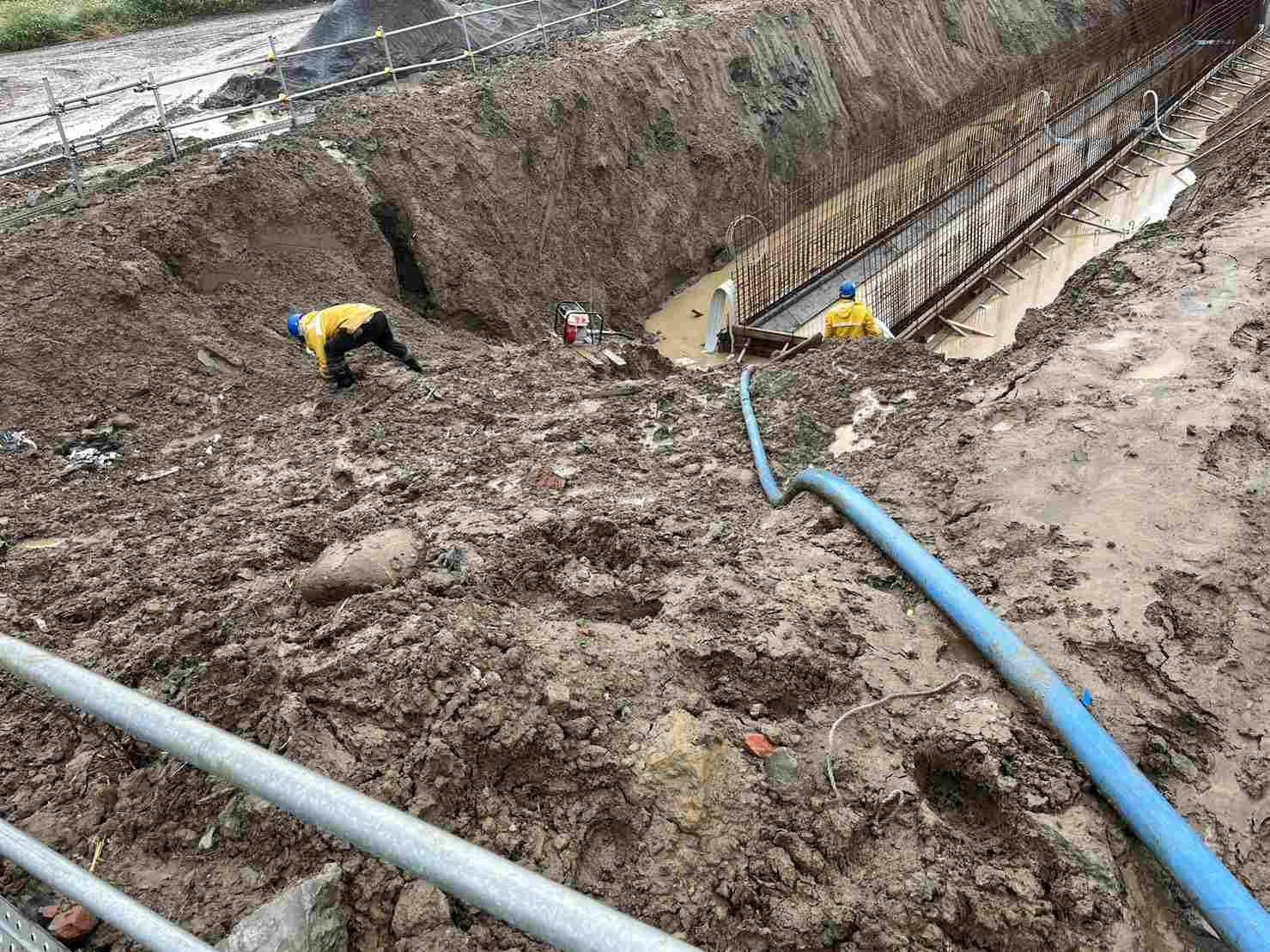 1204-整地土方工程、排水工程及管理維護(勤前教育工區抽排水)