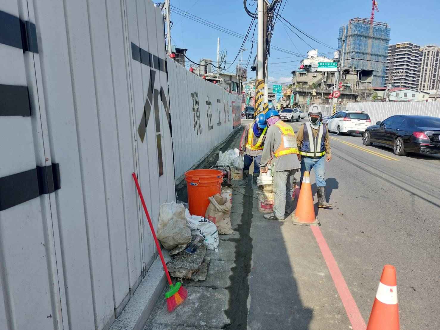 0218-整地土方工程、道路工程、排水工程、共管工程及管理維護(勤前教育/路面龜裂處理)