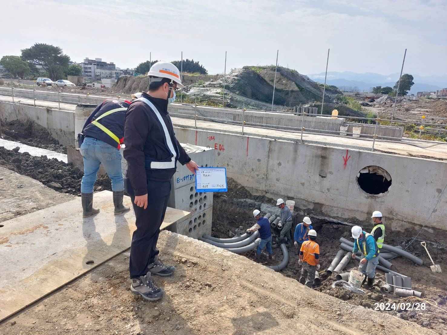 0228-整地土方工程、道路工程、排水工程、污水工程、共管工程、圍籬工程及管理維護(勤前教育) 0228-整地土方工程、道路工程、排水工程、污水工程、共管工程、圍籬工程及管理維護(勤前教育)