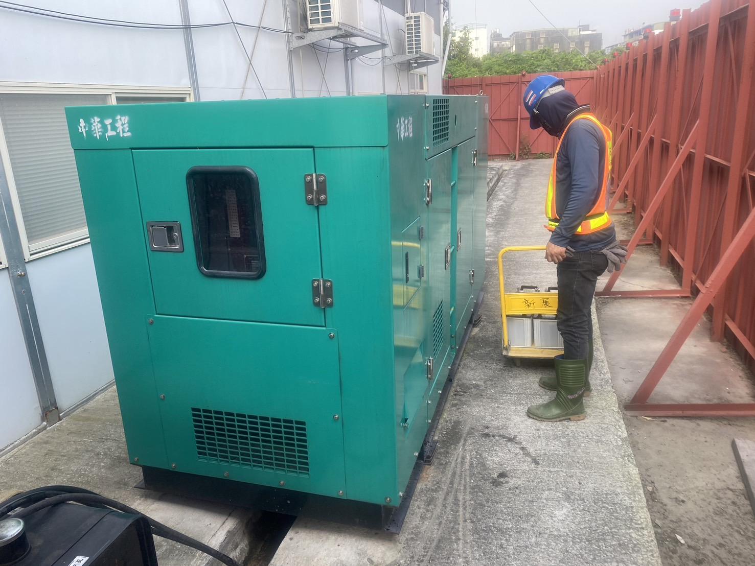 0404-排水工程及管理維護(勤前教育)/工區監控系統檢查/電源測試,發電機管線移設