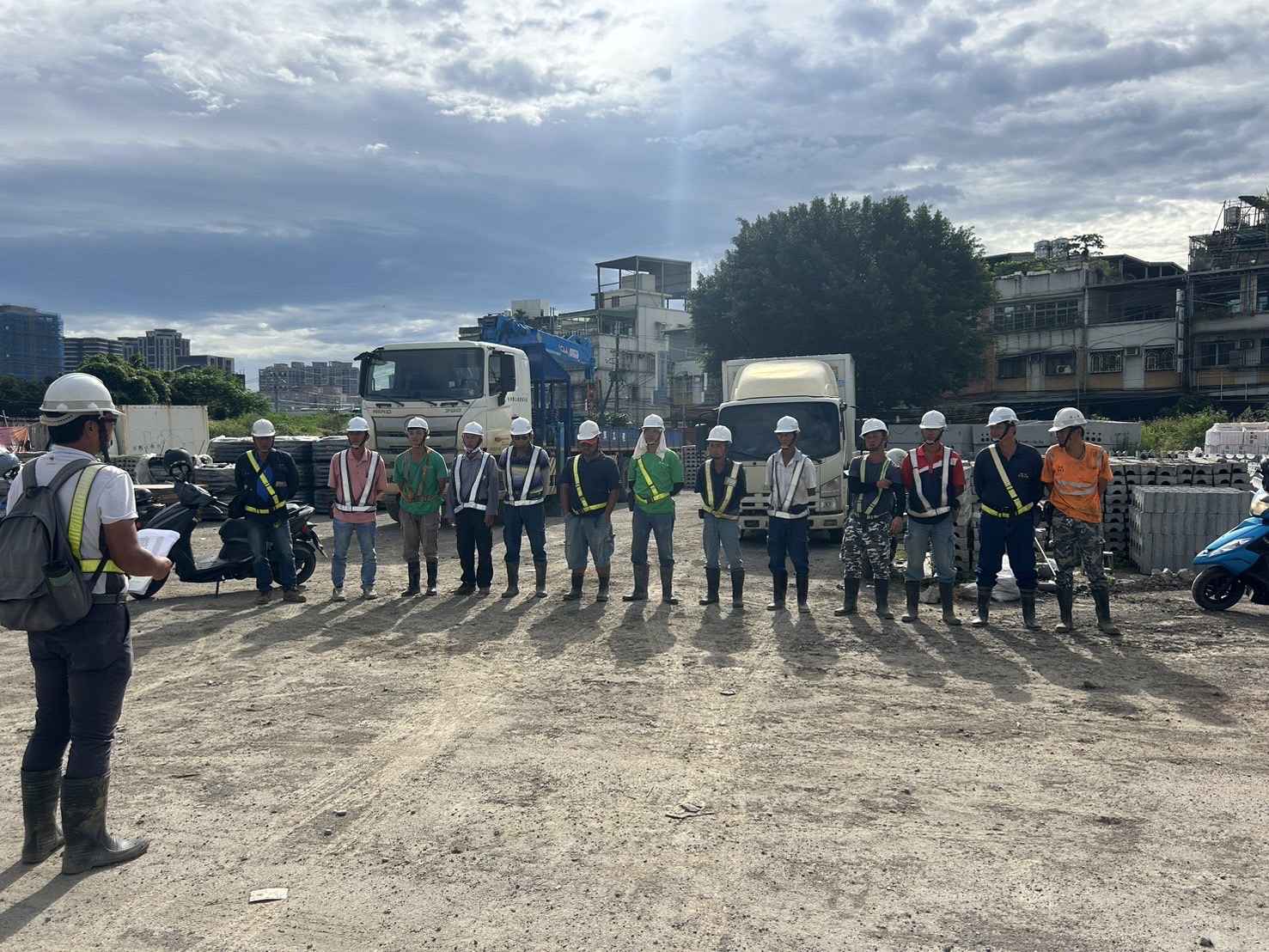 0611-整地土方工程、道路工程、排水工程、污水工程、共管工程及管理維護(勤前教育) 0611-整地土方工程、道路工程、排水工程、污水工程、共管工程及管理維護(勤前教育)