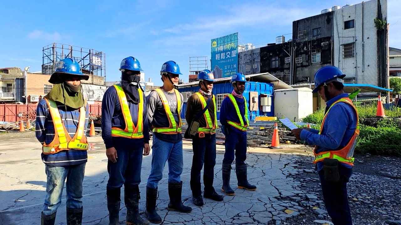 0821-排水工程、圍籬工程及管理維護(勤前教育)/(防汛)排水溝清理