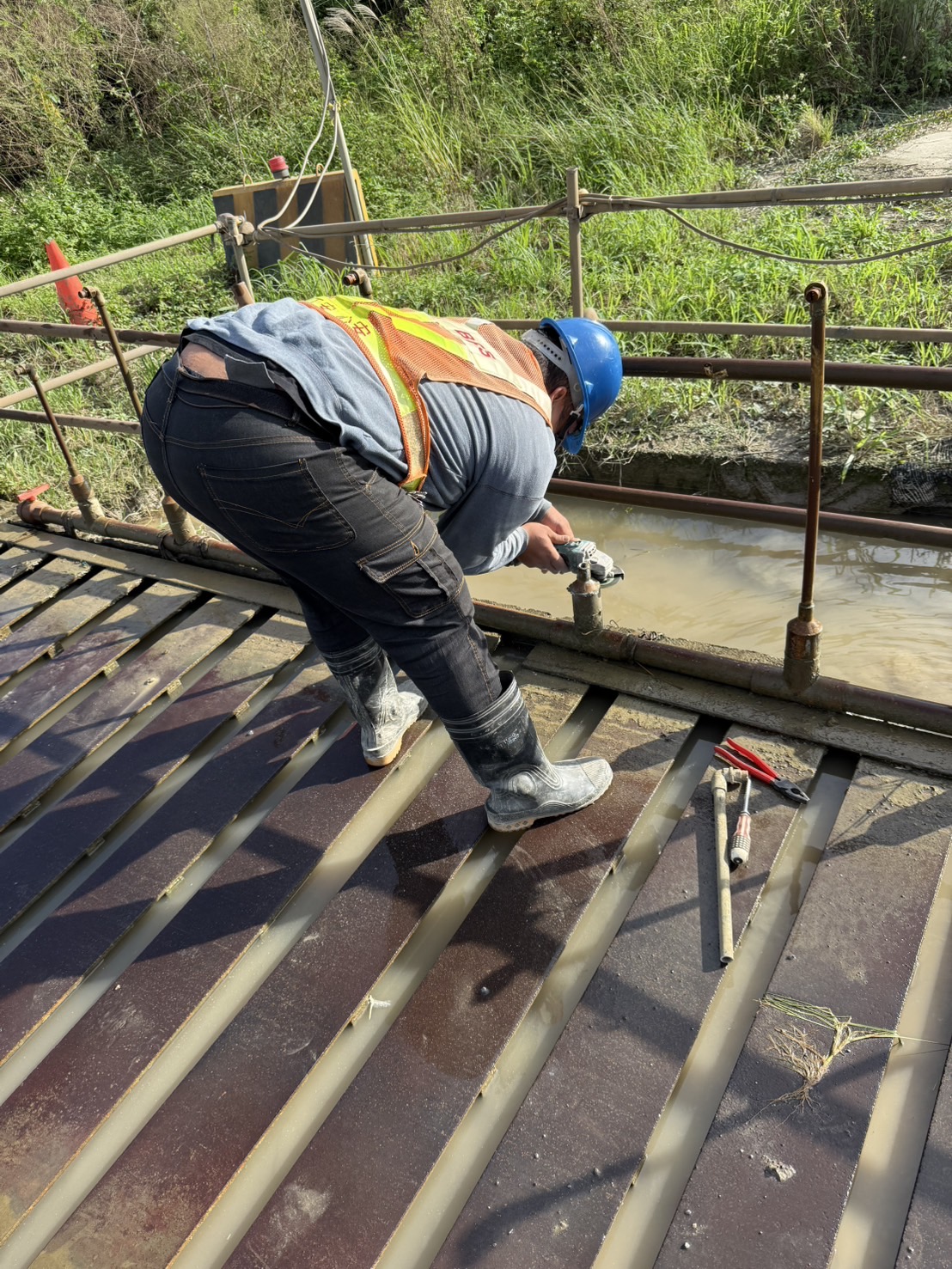 1124-排水工程、共管工程及管理維護(勤前教育)/洗車台管損修繕